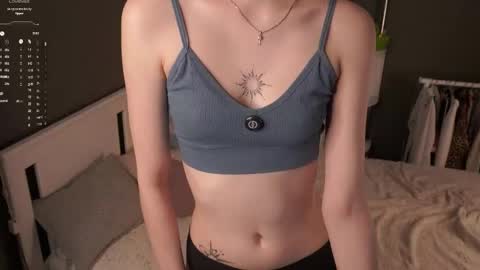 Snapshot of sabinapulk chatting on 05-11-26, 04:04 sabinapulk online show from 05-11-26, 04:04
