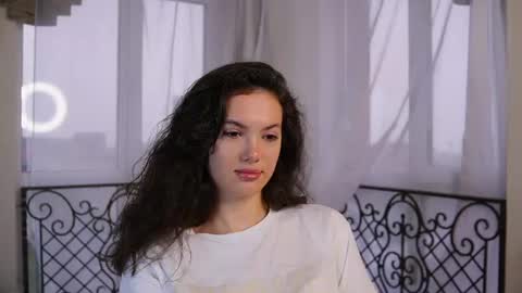 Snapshot of sableelyndra chatting on 07-23-26, 06:11 Loise online show from 07-23-26, 06:11