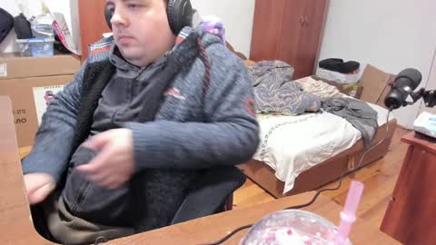 1141323  my Lord Mister Max   moms treasure online show from 12-29-24, 02:49