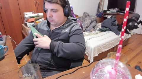 1141323  my Lord Mister Max   moms treasure online show from 01-14-25, 11:37