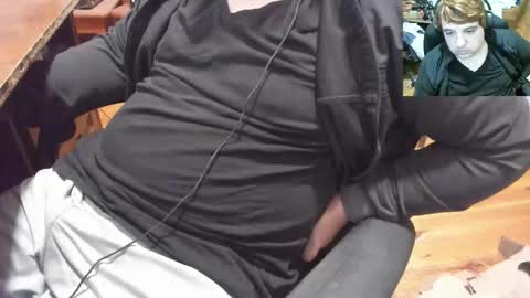 1141323  my Lord Mister Max   moms treasure online show from 09-18-25, 05:48