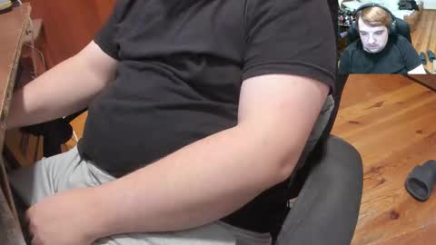 1141323  my Lord Mister Max   moms treasure online show from 10-07-25, 02:36