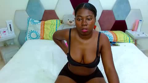 sabriana_smith1 online show from 03-26-26, 03:34