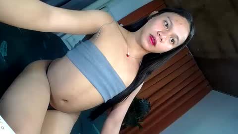 Snapshot of sabrina58 chatting on 05-10-26, 06:40 sabrina58 online show from 05-10-26, 06:40