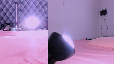 Sabrina Adams online show from 12-30-24, 07:00