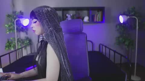 Snapshot of sabrina_bloom_ chatting on 11-12-25, 01:11 sabri online show from 11-12-25, 01:11