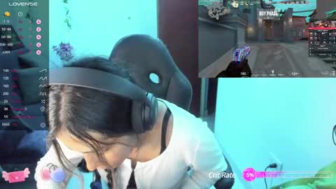 Snapshot of sabrina_chester_02 chatting on 03-06-25, 12:10 Angie online show from 03-06-25, 12:10