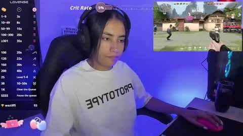 Snapshot of sabrina_chester_02 chatting on 09-15-25, 08:09 Angie online show from 09-15-25, 08:09