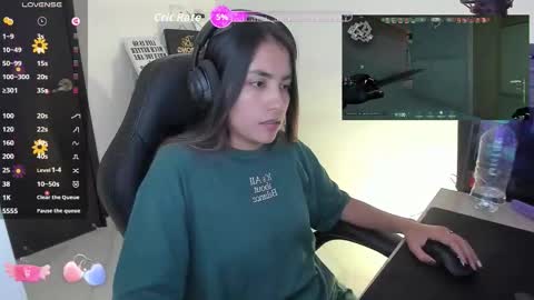 Snapshot of sabrina_chester_02 chatting on 10-10-25, 08:41 Angie online show from 10-10-25, 08:41