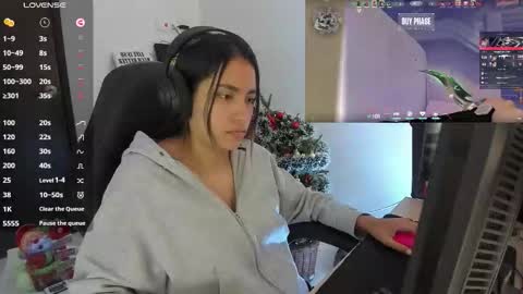 Snapshot of sabrina_chester_02 chatting on 12-20-25, 05:09 Angie online show from 12-20-25, 05:09