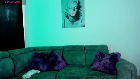 sabrina_lopez1 online show from 12-06-24, 10:08