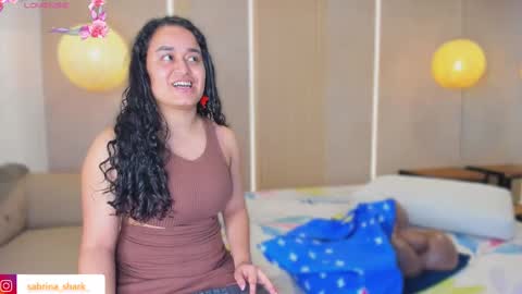 Snapshot of sabrina_shark chatting on 09-19-25, 02:02 Sabrina Shark online show from 09-19-25, 02:02