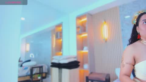 Snapshot of sabrina_shark chatting on 10-30-25, 03:08 Sabrina Shark online show from 10-30-25, 03:08