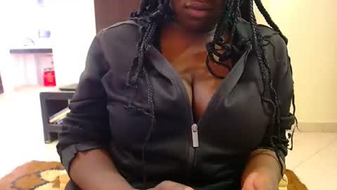Snapshot of sabrinaaaa1234 chatting on 06-08-26, 05:41 aaa1234 online show from 06-08-26, 05:41