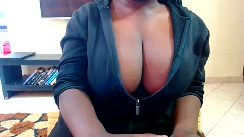 Snapshot of sabrinaaaa1234 chatting on 07-16-26, 06:19 aaa1234 online show from 07-16-26, 06:19