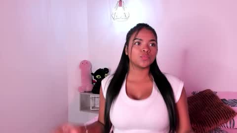 Snapshot of sabrinaghyal chatting on 09-30-25, 09:09 Sabrina online show from 09-30-25, 09:09