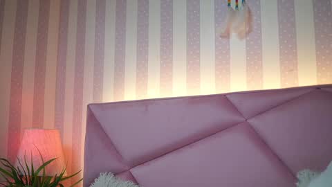  Sabrina  online show from 02-06-25, 09:06