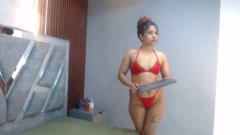 sabrinaroosa202cl online show from 12-01-25, 11:59