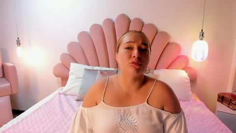 Sabrina Vantress online show from 05-26-26, 07:04