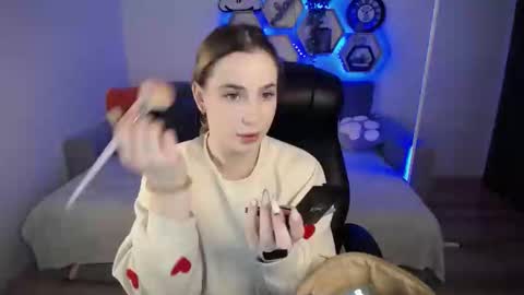 Snapshot of sabrinviolet chatting on 01-11-25, 09:04 Sabrina Violet online show from 01-11-25, 09:04