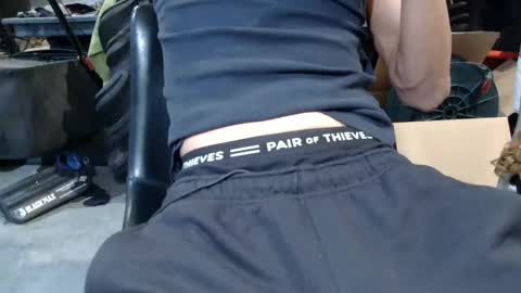 Dee online show from 12-11-24, 07:42