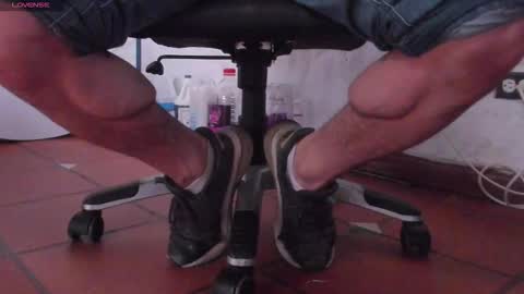 Snapshot of sack_connor chatting on 11-28-25, 09:28 Sack online show from 11-28-25, 09:28