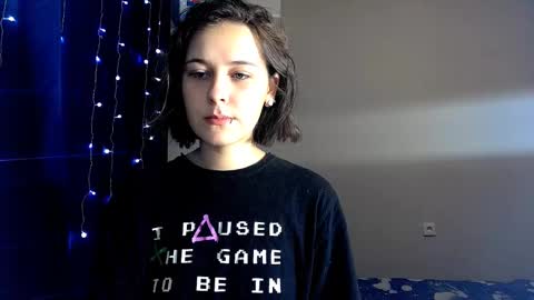 Snapshot of sademoface chatting on 01-14-25, 04:08 pluto online show from 01-14-25, 04:08