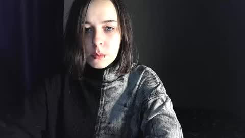 Snapshot of sademoface chatting on 02-28-25, 03:37 pluto online show from 02-28-25, 03:37