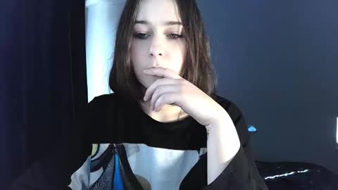 Snapshot of sademoface chatting on 03-07-25, 01:29 pluto online show from 03-07-25, 01:29