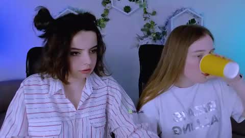 Snapshot of sadie_peach chatting on 07-28-26, 08:54 your best girl online show from 07-28-26, 08:54