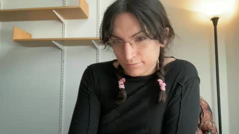 Sadie online show from 02-12-25, 05:05