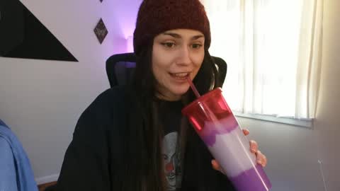 Sadie Renee  online show from 12-05-24, 08:44