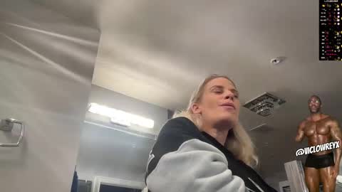 SadieRW online show from 03-05-25, 02:46