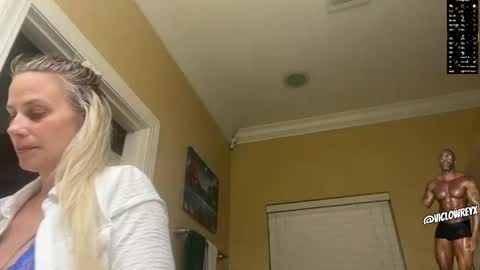SadieRW online show from 04-04-26, 02:43