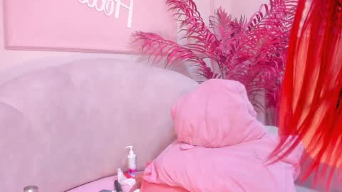 Mara online show from 12-19-24, 07:40