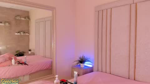 Mara online show from 02-25-26, 04:22