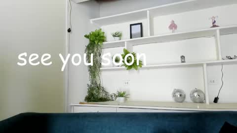 Snapshot of saelivrae chatting on 05-30-26, 11:40 Cami online show from 05-30-26, 11:40