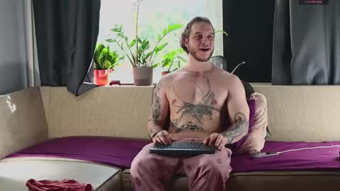 Adam online show from 09-27-25, 01:38