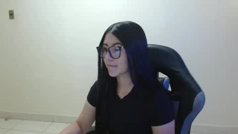 Sahaliefox  online show from 03-17-26, 02:20