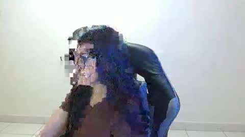 Sahaliefox  online show from 04-21-26, 05:06