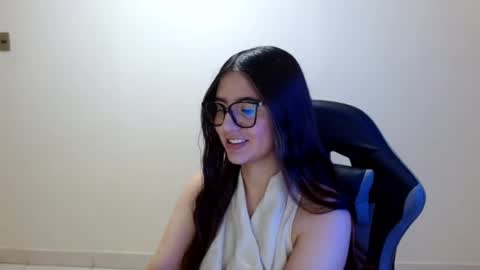 Sahaliefox  online show from 07-12-26, 05:15