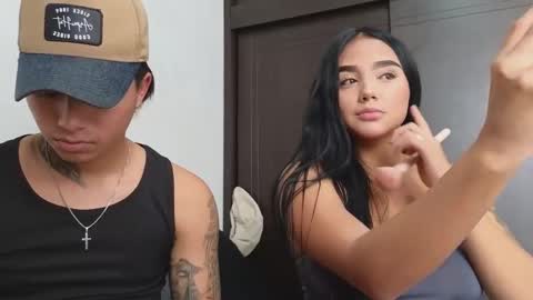 Sahara y Thiago online show from 03-01-25, 04:33