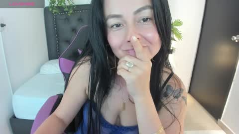 Snapshot of saharareid chatting on 10-23-25, 04:12 sahara reid online show from 10-23-25, 04:12