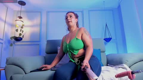 Snapshot of saharawalker chatting on 02-04-25, 02:39 SAHARA WALKER online show from 02-04-25, 02:39