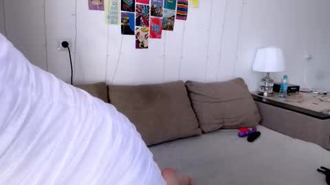 Sofia online show from 09-27-25, 12:21