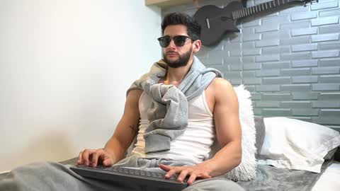 saimon  online show from 01-27-25, 09:00