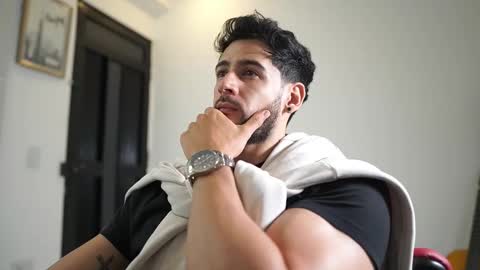 saimon  online show from 10-21-25, 04:24