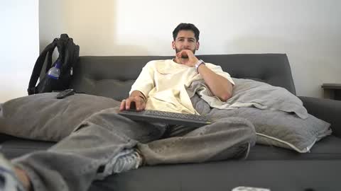 saimon  online show from 03-25-26, 02:56