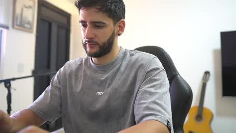 saimon  online show from 04-12-26, 04:34