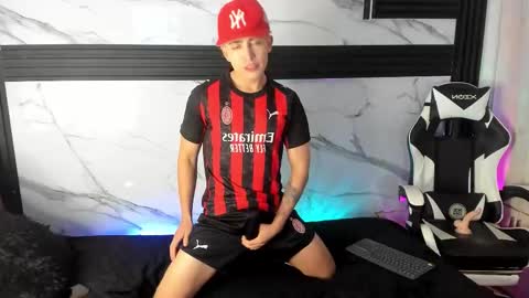 Juan online show from 11-07-25, 06:13